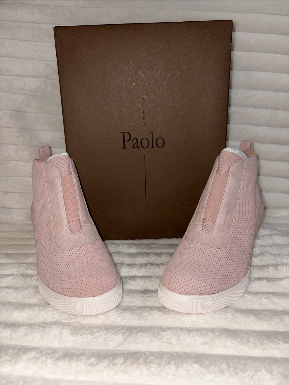 Linea Paolo Women's Blush Pink Kid Suede boots 7M
